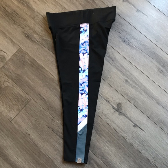 ❌ SOLD❌Victoria’s Secret PINK athletic leggings - Picture 4 of 4